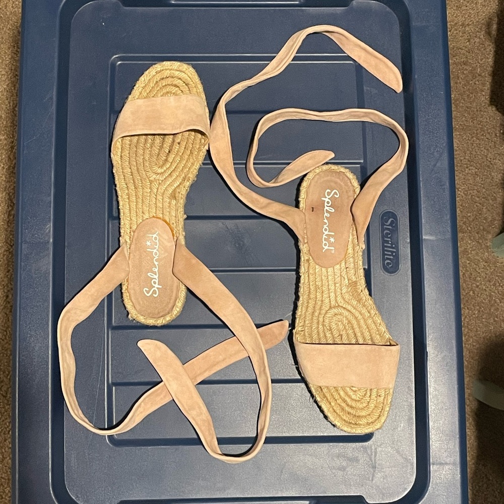 Splendid Tan Espadrilles with Strappy Design
